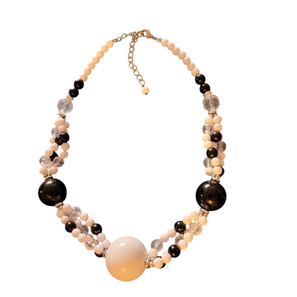 Black and White Beaded Necklace